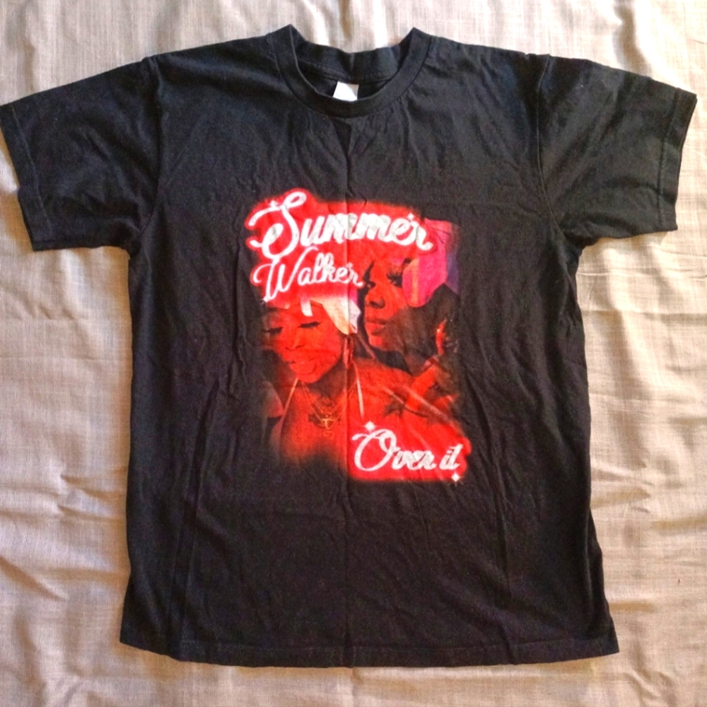 Summer Walker Tee size medium